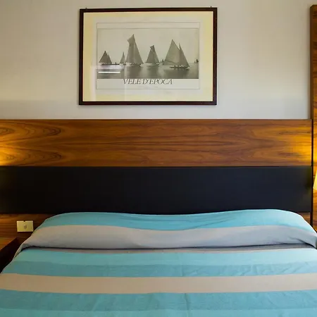Hotel Anna 2*