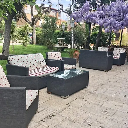 Hotel Anna 2*